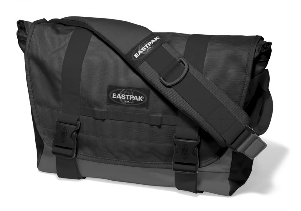 eastpak t shirts